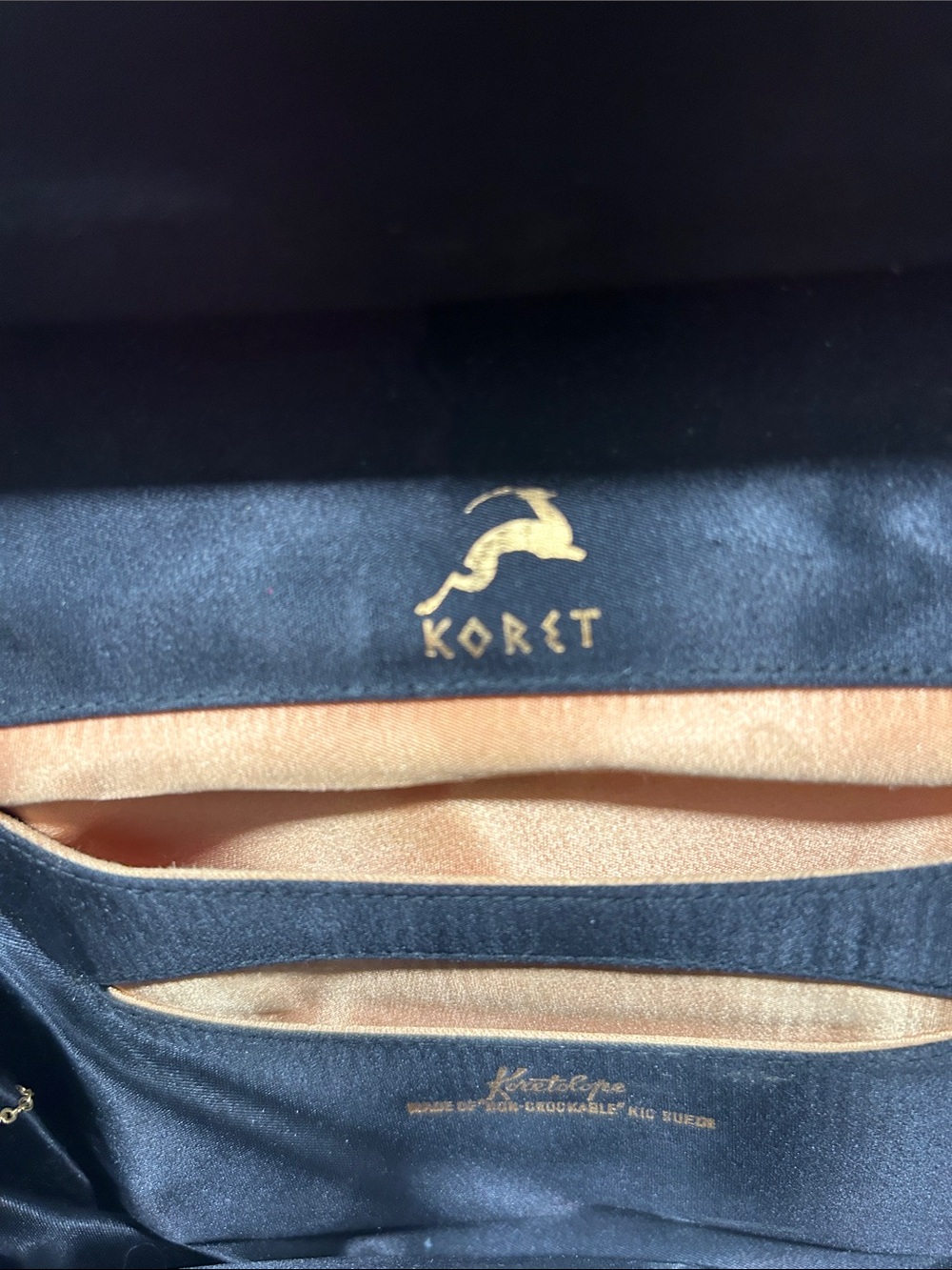 Vintage Koret of New York Korelope Suede Handbag
1960s w Coin Purse - Picture 3 of 16